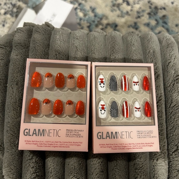 Glamnetic Press-On Nails Sets - Pumpkin Patch & Crybaby Clown - Picture 1 of 6